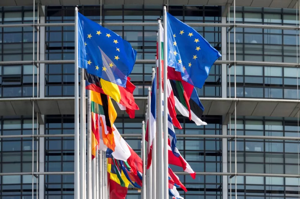 ChatEurope célèbre sa première année : une plateforme d'information européenne vérifiée propulsée par l'IA franchit un cap majeur