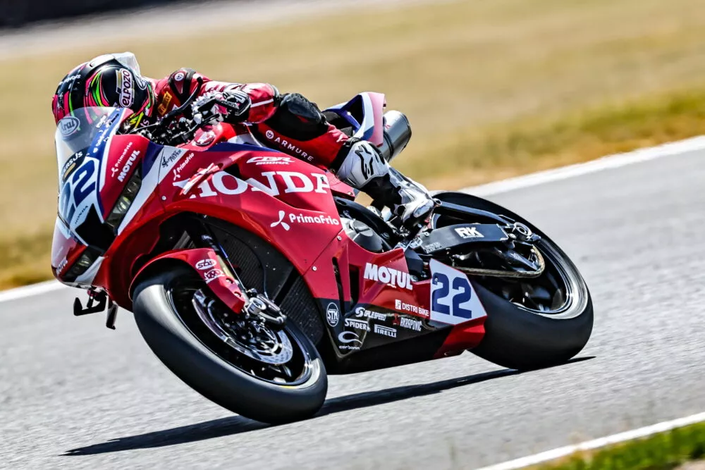 Mondial Supersport : fortunes diverses à Donington Park