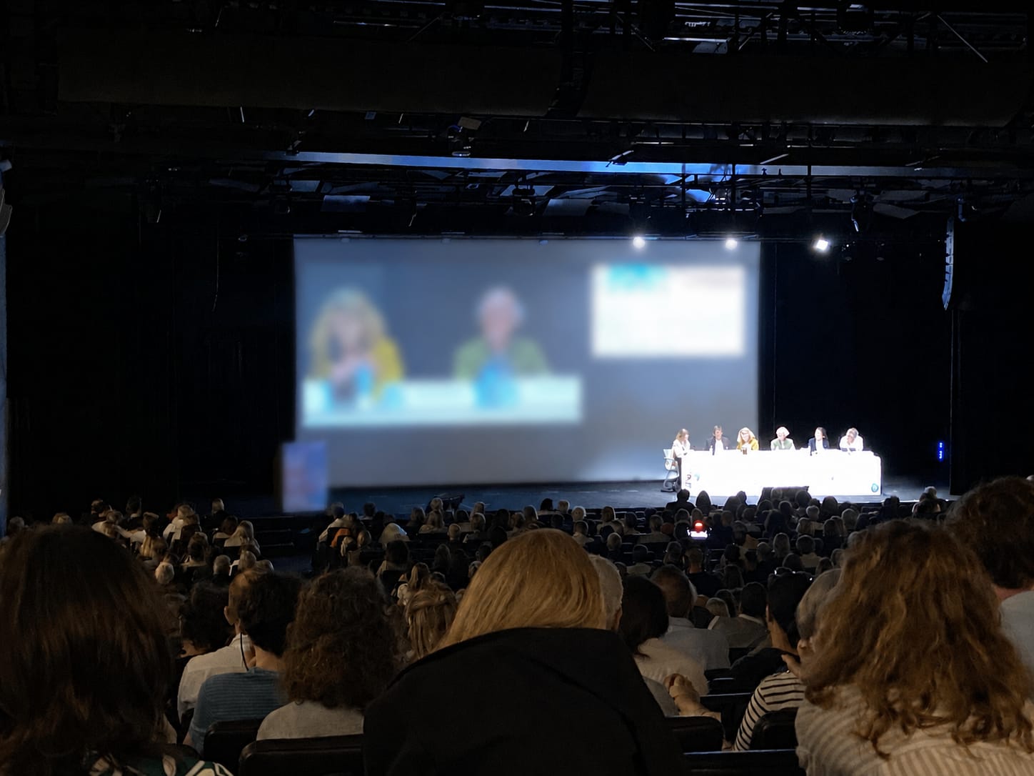 « LA PSYCHANALYSE N’EST PAS RÉDUCTIBLE À L’ÉCOUTE »