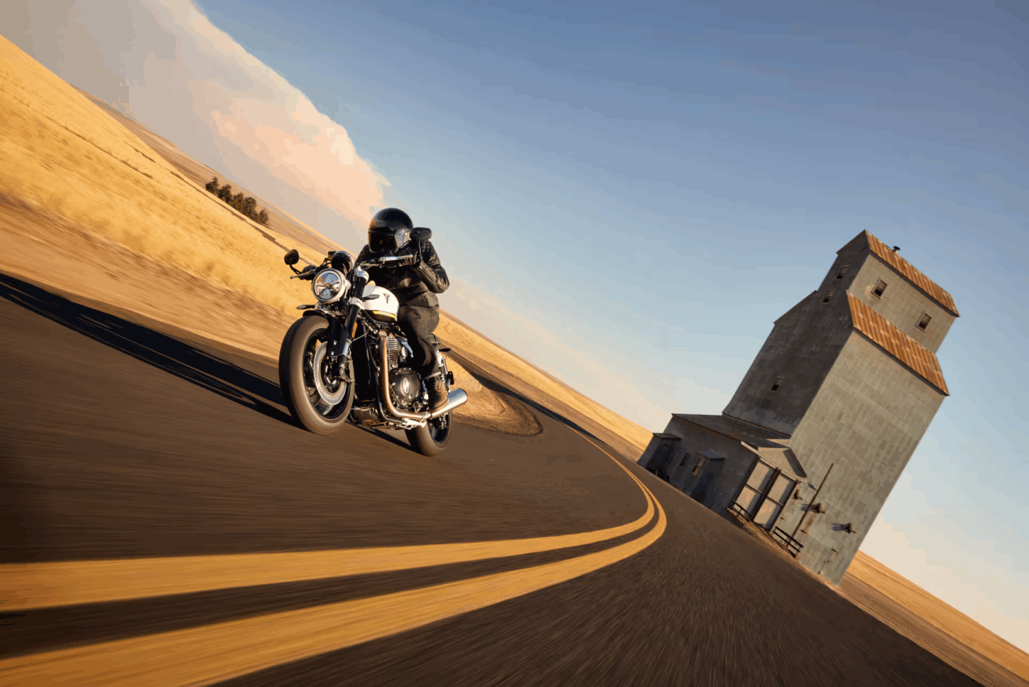 NOUVELLE SPEED TWIN 1200  !