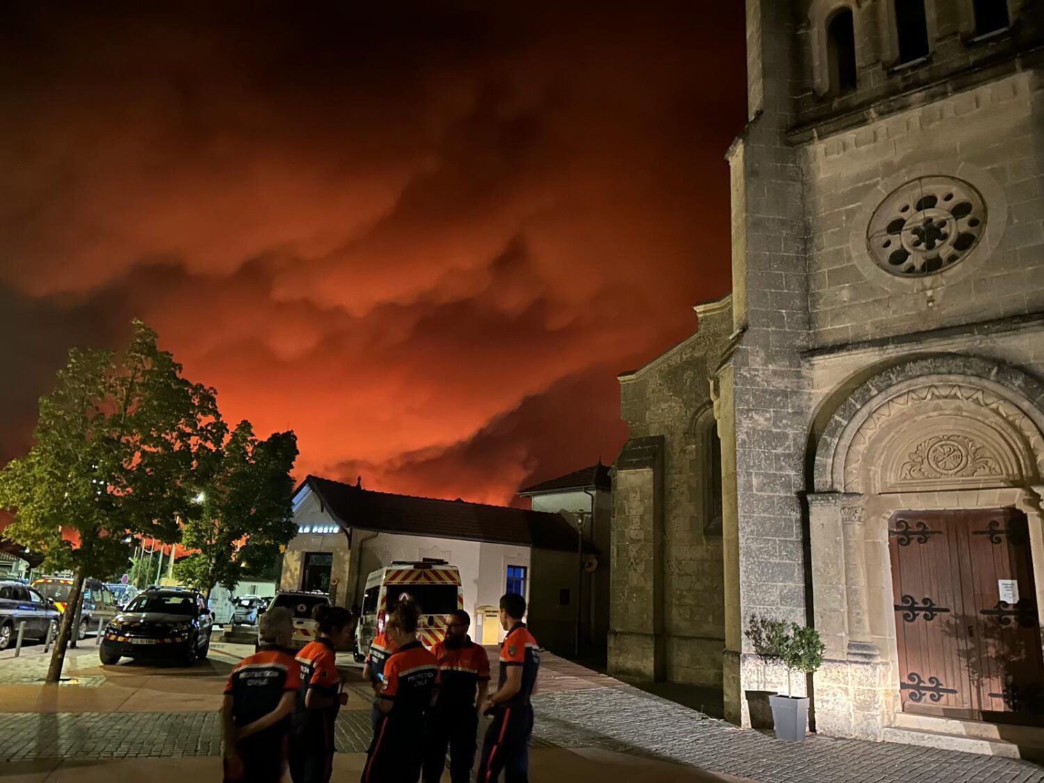 Incendies : les renforts nationaux de la Protection Civile sont déployés 
dans le Sud-Ouest