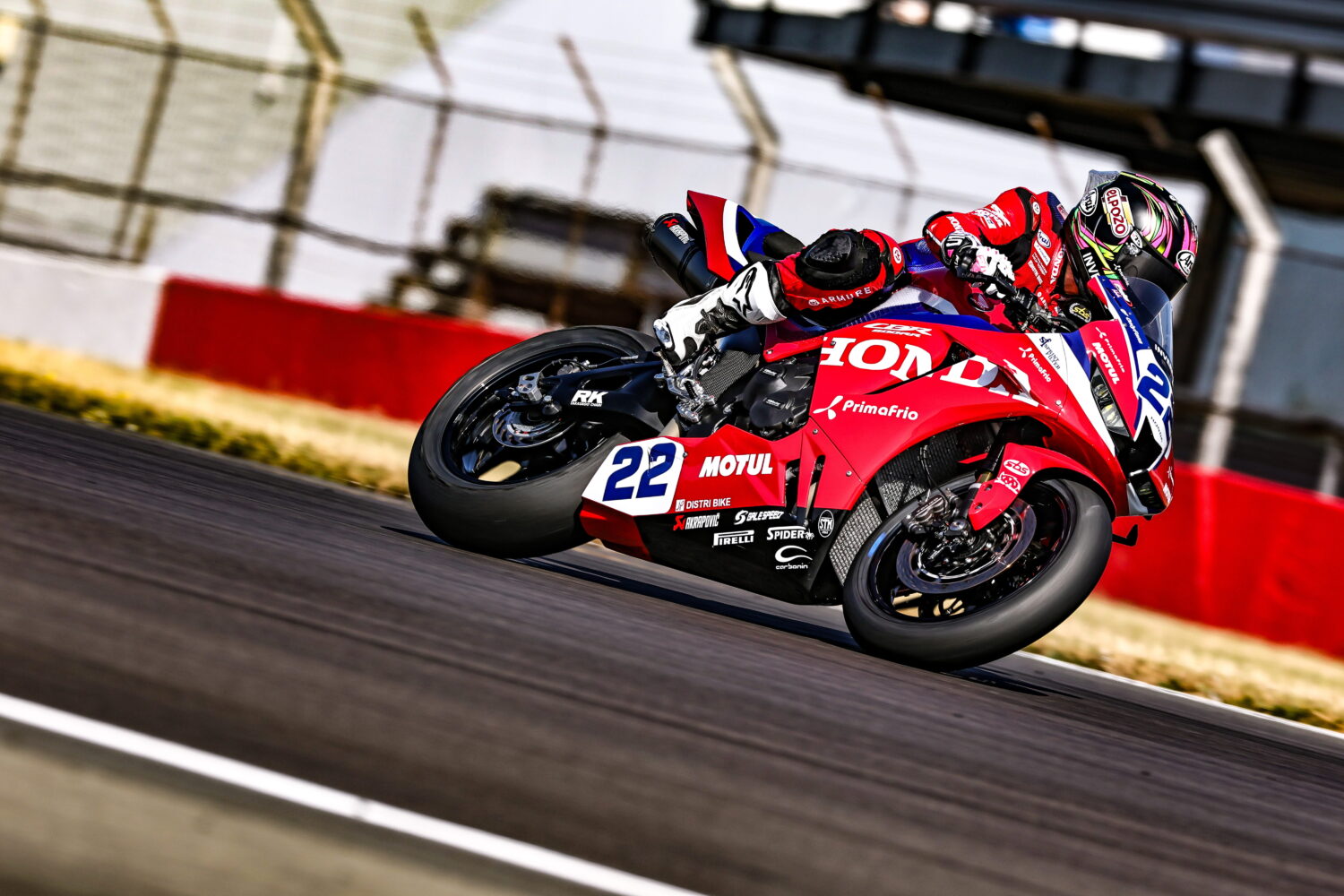 10764057-2026-Wsbk-Donlington-Park- 1-jpg