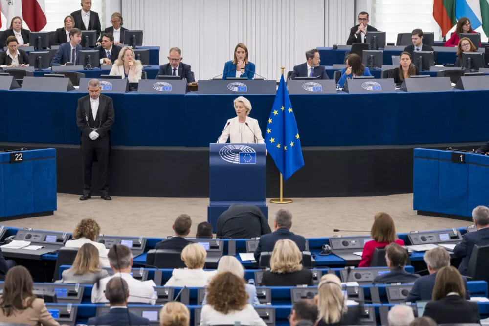 Les députés débattent de l’état de l’Union : économie, sécurité, climat, IA et réseaux sociaux
