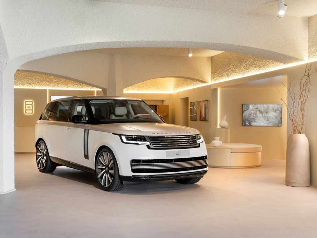 1Range Rover Bespoke Studio Porto Cervo – Copie-jpg