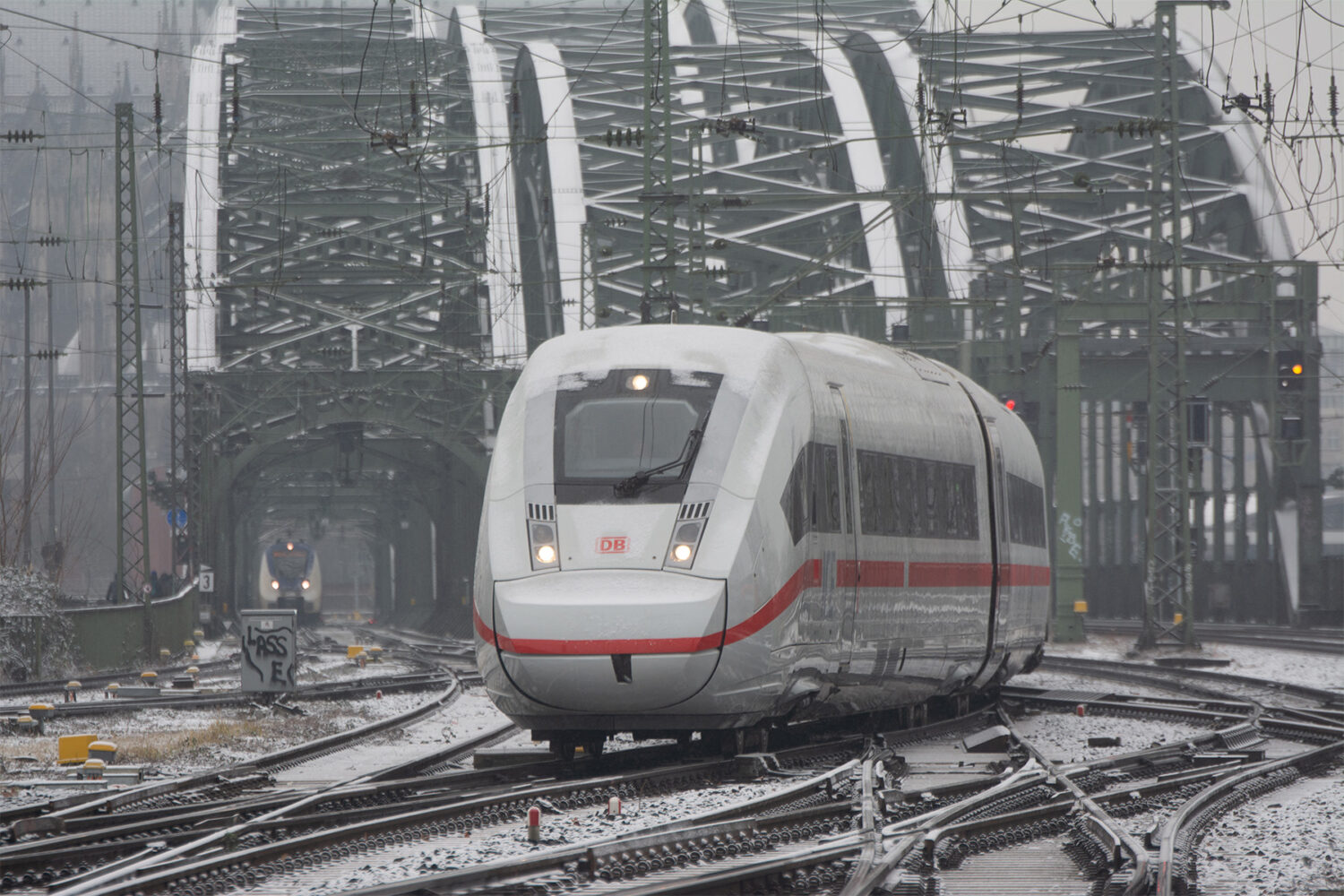 Train à grande vitesse : le Parlement européen veut mettre Paris à 6 heures de Madrid et à moins de 9 heures de Rome