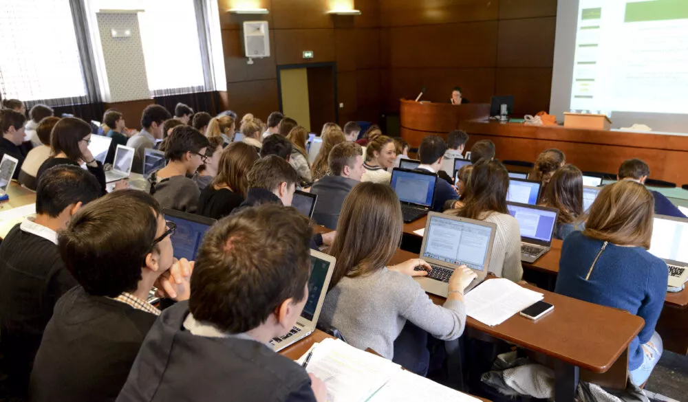 Erasmus+ : plus de départs pour les apprentis d’Occitanie ou d’Ile-de-France et des bourses adaptées aux loyers élevés comme à Paris