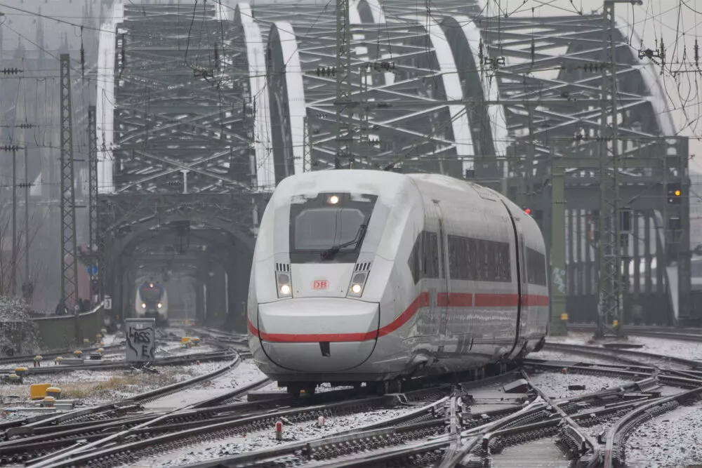 Train à grande vitesse : le Parlement européen veut mettre Paris à 6 heures de Madrid et à moins de 9 heures de Rome